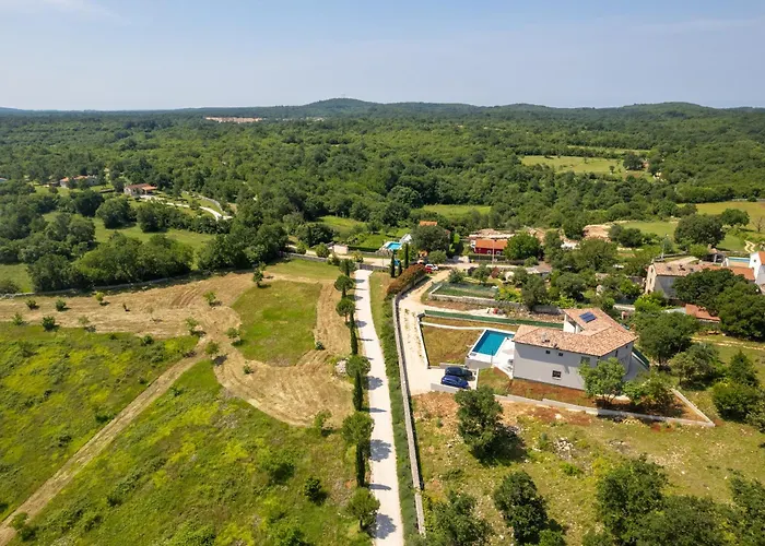 Andy By Istriaselect Vila *